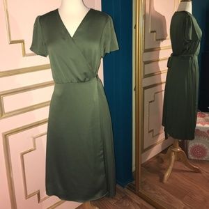 NWT! Banana Republic Olive Wrap Dress S. Med